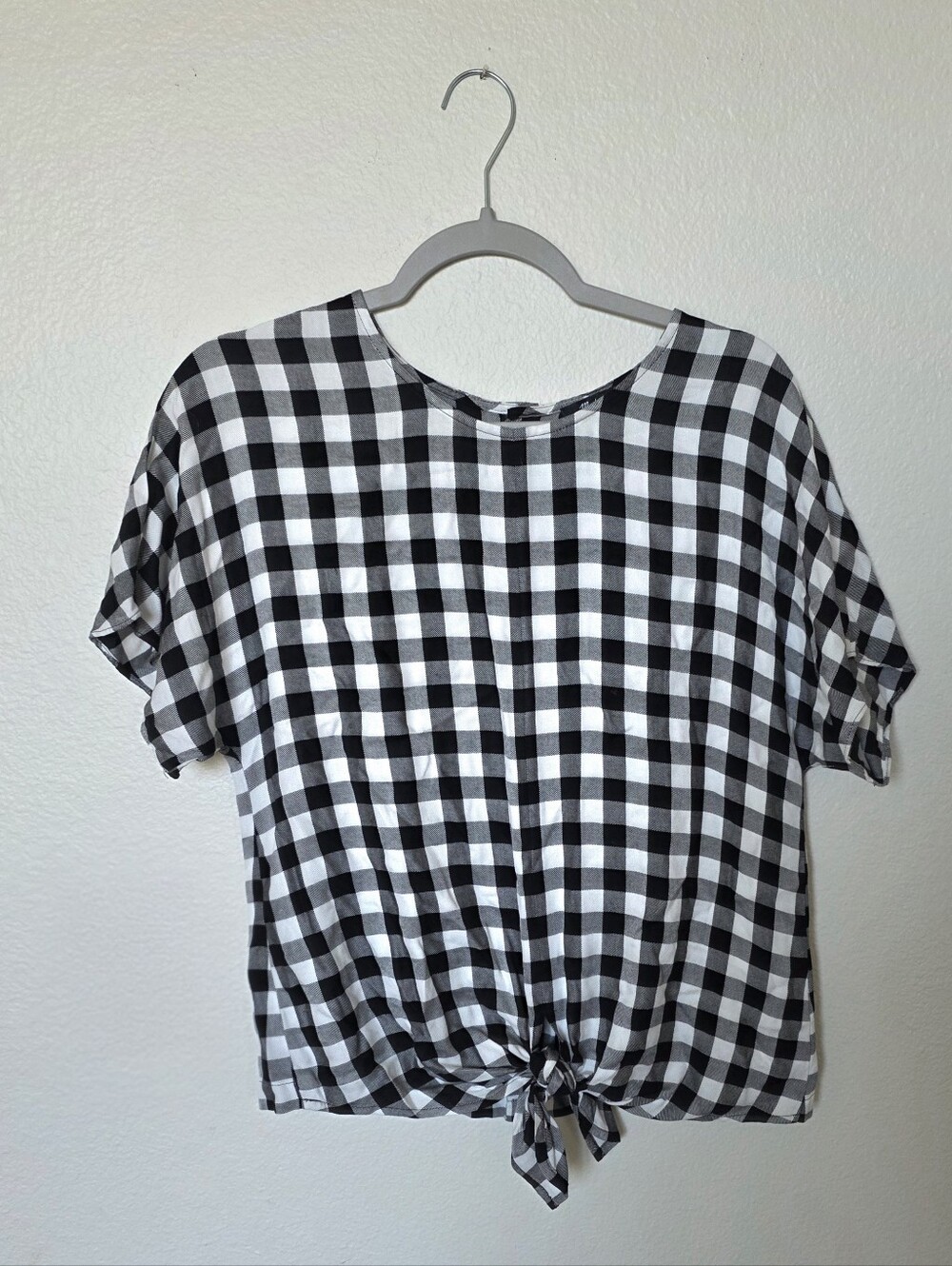 Madewell Women's Black and White Gingham Tie-Front Short Sleeve Top